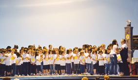 6, 18, 25, 31 maggio e 8 giugno: Che spettacolo! Centinaia di bambini cantano e recitano in genovese in tutto il Levante