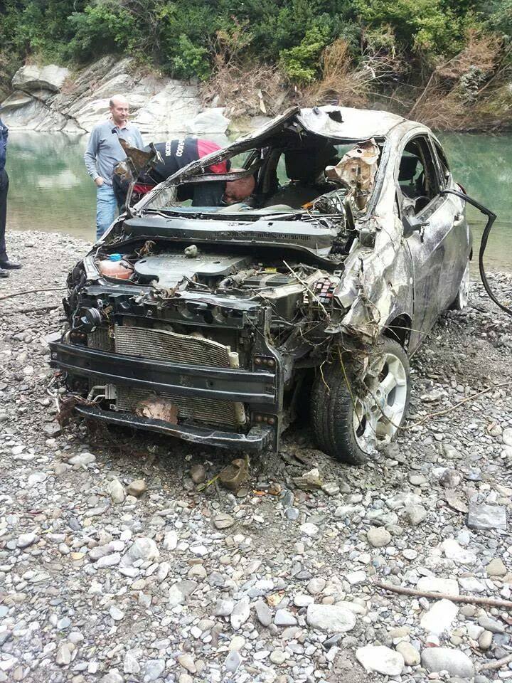 CARASCO: a un anno dal crollo del ponte viene ritrovata l'auto dell'unica sopravvissuta